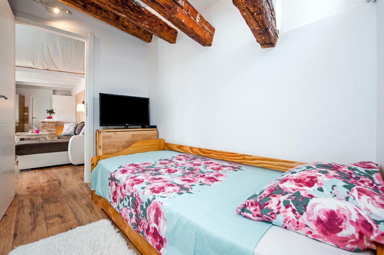 Apartment Casa Alek Rovinj Exterior photo